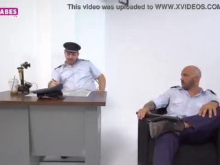Sugarbabestv&colon; greeks polícia oficial adulto clipe