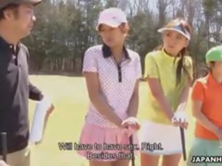 Bedårande golf lassie nana kunimi presentera en mistake och nu hon