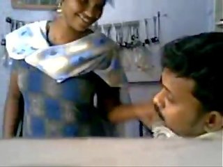 Tamil pueblo joven mujer sexo presilla con jefa en mobile tienda